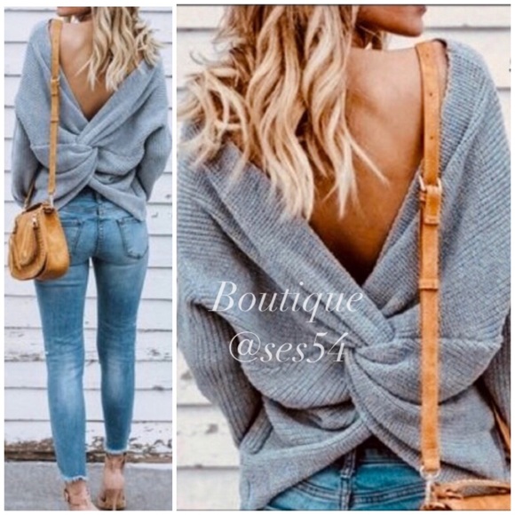 Boutique Sweaters - 🆕 Gorgeous Knit reversible Twist Back Sweater